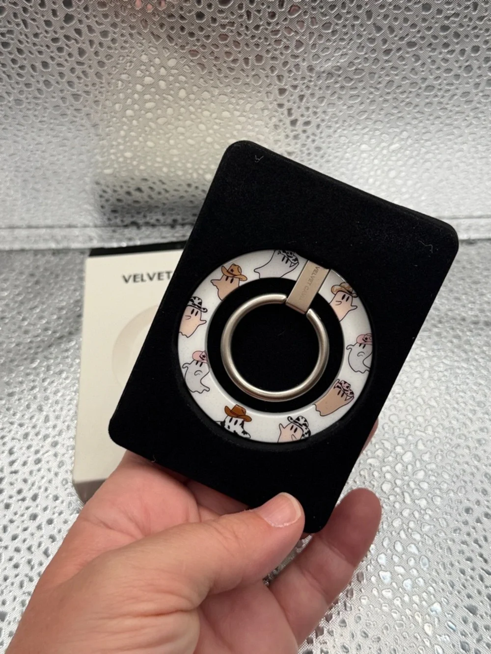 Velvet Caviar Round Ghost 'Ghosted Cowboys' MagSafe Grip Phone Ring Holder